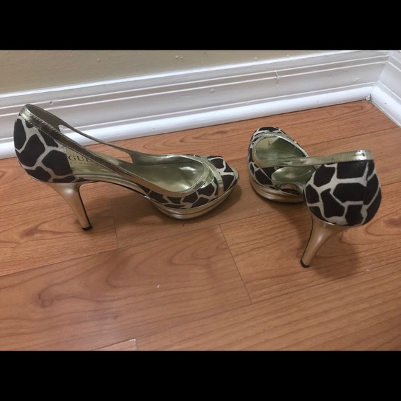 Guess Open Toe Pumps - Picture 3 of 7